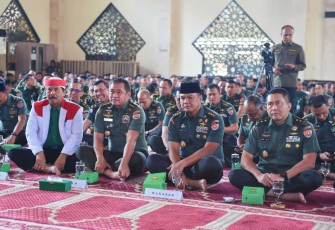 Kasad Jenderal TNI Maruli Simanjuntak saat peringati tahun baru islam