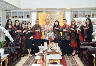 Foto bersama Ketua MPR Bambang Soesatyo 