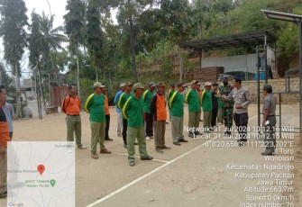 Pelatihan Satlinmas wilayah desa binaan