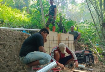 Progres Pembangunan Pompa Hidram di Lokasi TMMD ke-121TA 2024 Kodim 0204/DS