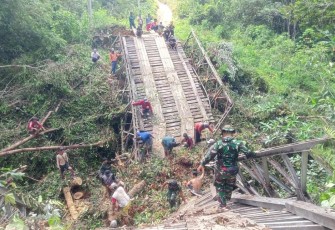 Jembatan Bailey ambruk
