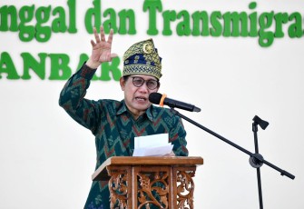Mendes PDTT Abdul Halim Iskandar 