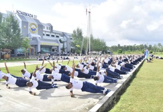 Olahraga bersama prajurit Koarmada III Sorong