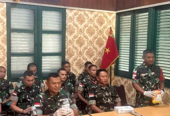 Konferensi pers penangkapan penyelundupan narkoba menggunakan drone di perbatasan RI-Malaysia 