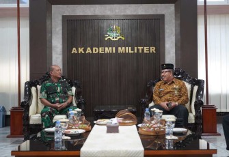 Widyaiswara Bidang Managemen Akmil Brigjen TNI Afianto