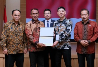 Menkop Budi Arie Setiadi saat MoU Inkud di Jakarta 