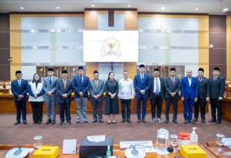 Pelantikan Tim Pengawas Intelijen DPR RI di Jakarta, Selasa (3/12)