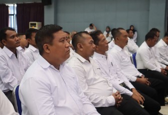 Pendidikan dan pelatihan pengemudi angkutan barang umum di Bekasi, Senin (9/12)
