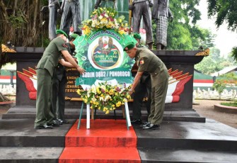 Ziarah rombongan Prajurit Kodim 0802/Ponorogo 