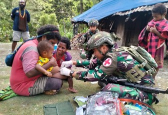 Layanan pengobatan keliling prajurit Buaya Putih Kostrad, Kamis (7/3)