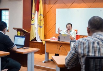 Bambang Soesatyo saat memberikan kuliah politik di Universitas Borobudur Jakarta 