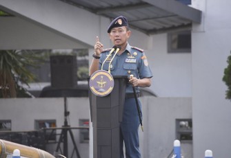 Pangkolinlamil Laksda TNI Hudiarto Krisno Utomo 