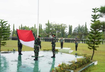 Upacara bendera Hari Kebangkitan Nasional 2024 di Korem 121/Abw, Senin (20/5)