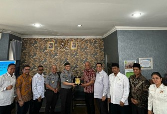 Poto Bersama Kunjungan Kerja Komisi I DPRD di Kantor Imigrasi Kelas II TPI Belawan.