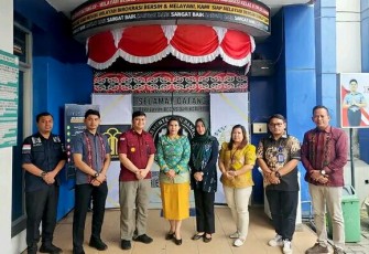 Kabag HAM Flora Nainggolan Melakukan Kunjungan ke Imigrasi Kelas II Belawan.