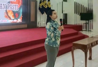 Flora Nainggolan Sampaikan Arahan Saat Coffee Morning