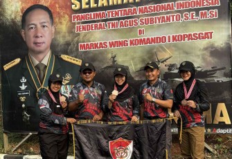 Srikandi Divisi 2 Kostrad dalam ajang lomba menembak Panglima TNI 2024