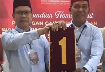 Mustafa - Hanasri dalam Pilkada Aceh Jaya 