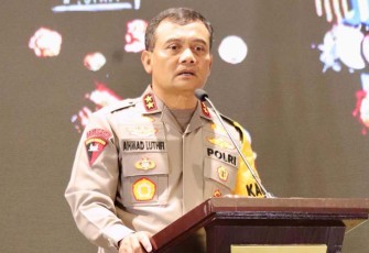 Kapolda Jateng Irjen Pol Ahmad Luthfi saat Rapat Koordinasi Tahap Inti Pemilihan Umum Tahun 2024 dalam rangka Cek, Ricek, Cros Chek dan  Final Cek Pengamanan Pemilu 2024 di Hotel Griya Persada, Kab. Semarang, Senin (5/2/2024).