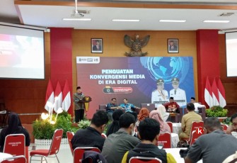 Walikota Blitar Santoso Saat Memberikan Sambutan di Acara Pembinaan Insan Media oleh Diskominfotik Kota Blitar (Foto : Faisal NR / Klikwarta.com)