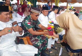 Perwira Lanudal Tanjungpinang saat Hadiri Pawai Taruf di Arena MTQ XVII