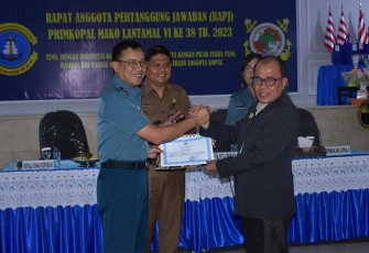 Pembukaan RAPJ ke-38 Primer Koperasi TNI AL Mako Lantamal VI
