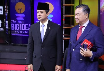 Mentrans M. Iftitah Sulaiman Suryanagara saat menghadiri forum diskusi mengenang 20 tahun peristiwa tsunami, The Big Idea Forum, di Jakarta pada Sabtu, 21 Desember 2024. Forum ini diselenggarakan CNN Indonesia dan disiarkan secara nasional.