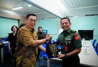 Kapuspen TNI saat Kunjungi Emtek Group 