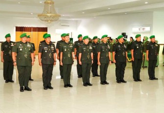 Sertijab Pejabat Akmil