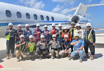 Pendaratan perdana pesawat jet di bandara IKN