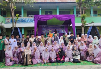 Bupati Sabar AS Hadiri Perpisahan Santri Pondok Pesantren Nurul Hidayah Simatorkis