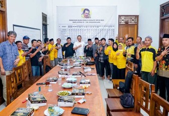 Bamsoet usai bertemu Pengurus Kecamatan Partai Golkar se-Kabupaten Kebumen, Banjarnegara dan Purbalingga, Jumat (9/2/24).