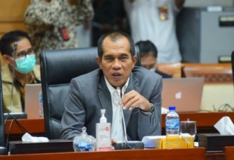Anggota Komisi I DPR RI dari Fraksi PKS, Abdul Kharis Almasyahri