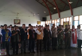 Puluhan PPK Dilantik dan diambil sumpah di Aula Efata Ruteng