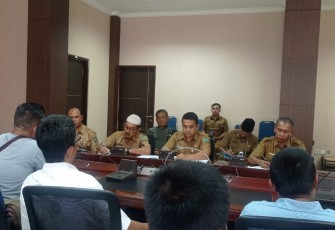 Bupati Sabar AS Silaturahmi dan Bincang bincang Dengan Puluhan Wartawan