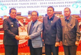 DPRD Provinsi Kepri menetapkan Rancangan Peraturan Daerah (Ranperda) tentang Pembangunan Jangka Panjang Daerah (RPJPD) Provinsi Kepri tahun 2025-2045 sebagai Peraturan Daerah (Perda). 