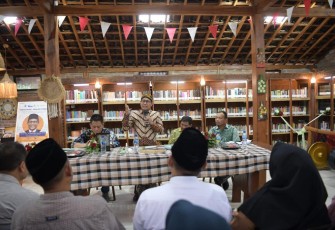 Mendes PDTT Abdul Halim Iskandar yang akrab disapa Gus Halim ini dalam Sosialisasi - Dialog Publik Keputusan Mendes PDTT No 3/2024 tentang Taman Bacaan Masyarakat Desa di Jombang, Jawa Timur, Sabtu (27/1/2024).