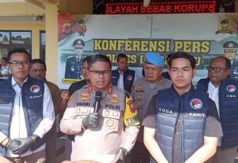 Kapolres Indramayu AKBP M Fahri Siregar, saat konferensi pers di lingkungan Polres Indramayu Rabu (19/06/2024).
