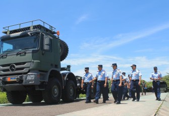 Komandan Kosek IKN Marsma TNI Abdul Haris, M.MPol., M.M.O.A.S., mendampingi Panglima Komando Operasi Udara I Marsda TNI Mohammad Nurdin melaksanakan kunjungan kerja di Benteng Ibu Kota Negara, Satuan Rudal 111 yang berada di Teluk Naga Tangerang, Kamis, 25 Januari 2024