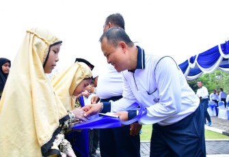 Komandan Puspenerbal Ikuti Funbike dan Baksos Bersama Pangkotama Wilayah Surabaya