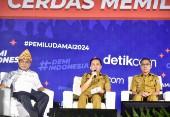 Pj Gubernur Sumsel Agus Fatoni dalam kegiatan ‘Demi Indonesia Cerdas Memilih di Kota Palembang’ di The Sultan Convention Center, Palembang, Sumatera Selatan, Senin (22/1/2024). 