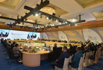 Suasana para kepala negara/pemerintahan dan delegasi saat mengikuti High-Level Forum on Multi-Stakeholder Partnerships (HLF-MSP) dan Indonesia-Africa Forum (IAF) ke-2 Joint Leaders Session 2024 di Nusa Dua, Bali, Senin (2/9/2024). Forum HLF MSP and Indonesia-Africa Forum II tersebut menyelenggarakan 12 event secara paralel dan 17 event pendamping yang dihadiri delegasi dari 24 negara. ANTARA FOTO/Media Center IAF II-HLF MSP/Fikri Yusuf/nym.