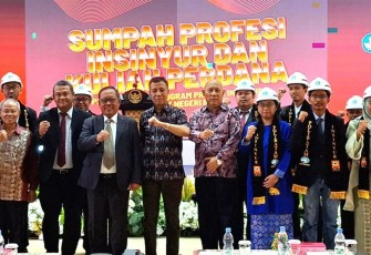 Sumpah Profesi Insinyur dan Kuliah Perdana Program Studi Program Profesi Insinyur (PSPPI) Politeknik Negeri Batam, Rabu (7/2/2024).