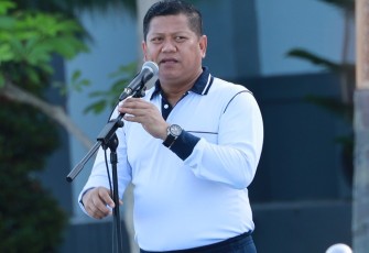 Panglima Komando Armada (Pangkoarmada III) Laksamana Muda TNI Hersan, S.H., M.Si., M.Tr.Opsla., kembali menekankan kepada seluruh Prajurit Koarmada III agar tetap menjaga Netralitas TNI dan tidak terlibat dalam politik praktis dalam menghadapi Pemilu Serentak Tahun 2024 ini, hal tersebut disampaikan disampaikan Pangkoarmada III pada saat apel khusus yang diikuti seluruh Prajurit dan PNS Koarmada III, dan dilaksanakan di Lapangan Mako Armada III, Katapop Kabupaten Sorong Provinsi Papua Barat Daya, Selasa (13