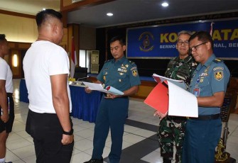 Sidang Pantukhir Diklapa TNI AL Angkatan 33 di Gedung Moeljadi Kodiklatal Bumimoro Surabaya. Rabu (07/02/2024).