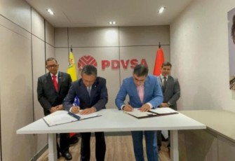 Penandatangan Menteri ESDM Republik Indonesia Arifin Tasrif bersama Menteri Perminyakan Venezuela Pedo Rafael Tellechea.