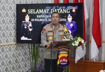 Kapolda Banten Irjen Pol Abdul Karim di Aula Polresta Serang Kota pada Rabu (17/01). 