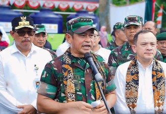 Kasad Jenderal TNI Maruli Simanjuntak, M.Sc. , seusai meresmikan berbagai program peningkatan kesejahteraan masyarakat yang digelar di wilayah Kodam IV/Diponegoro. 