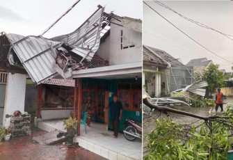 Kerusakan bangunan dampak angin kenjang yang menerjang Desa Kedung Wonokerto, Kecamatan Prambon, Kabupaten Sidoarjo, Provinsi Jawa Timur.