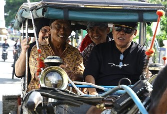 Menteri Basuki Tinjau Penataan Kawasan Kota Lama Banyumas Jateng